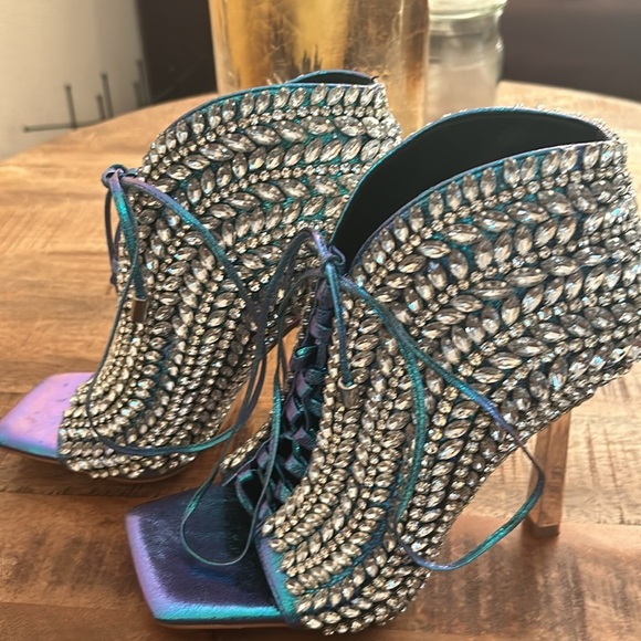 COPY - ARIEL SILVER MULTI BOOTIE - Picture 2 of 6